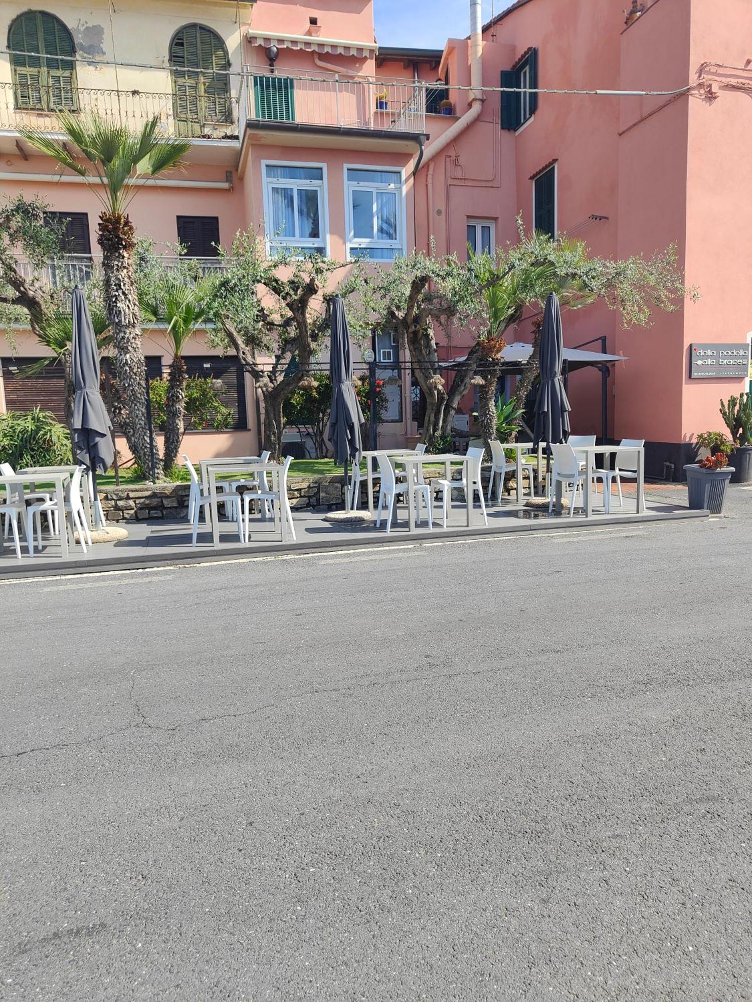 Riva Vacanze Riva Ligure Exterior foto
